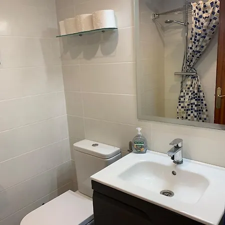 Cosy Apartment In L Escala, 7 Mins Walk To The Closest Beach, Riells L'Escala Exterior photo